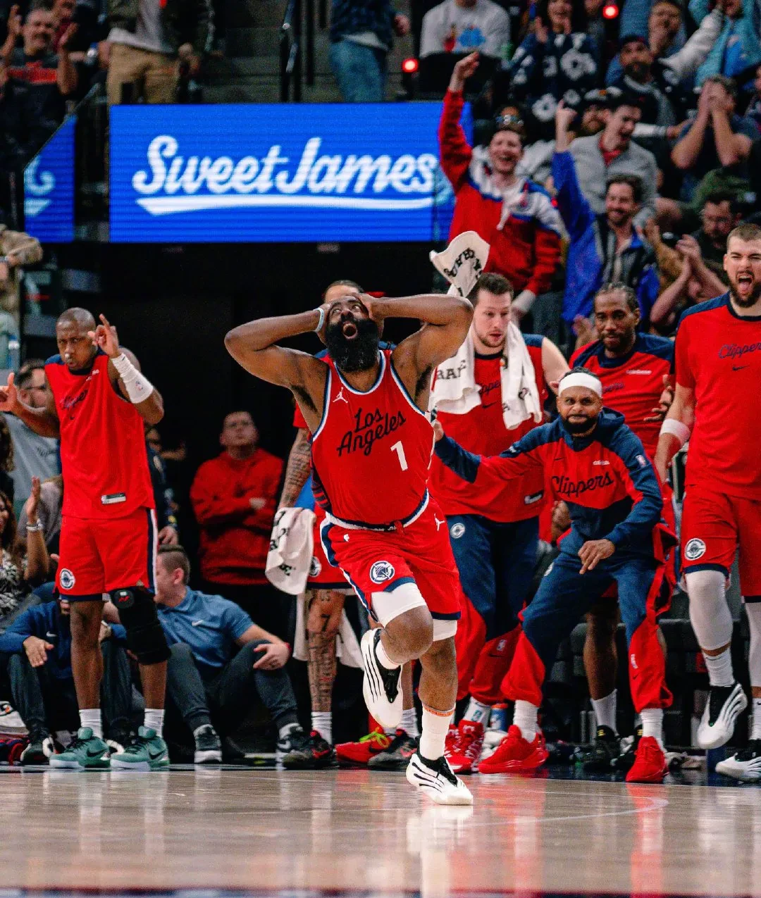 澳客平台-雷霆客场大胜快船，取得四连胜